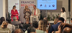 Francia recluta en México