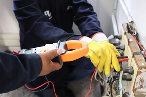 Mantenimiento a la instalación eléctrica, plantel IBQA